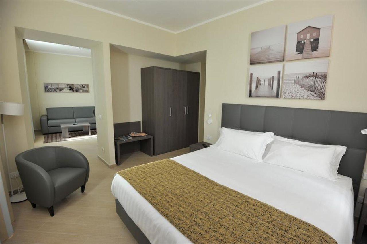 Chc Business Residence Γένοβα Εξωτερικό φωτογραφία