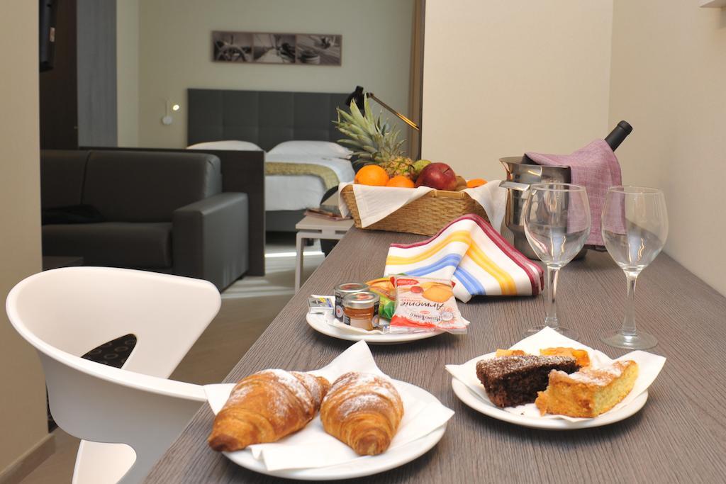 Chc Business Residence Γένοβα Εξωτερικό φωτογραφία